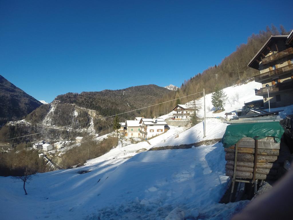 琴琴伊盖Casa Alpina别墅 外观 照片